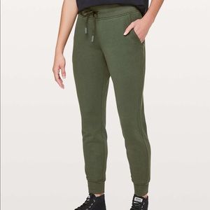 Lululemon warm down jogger